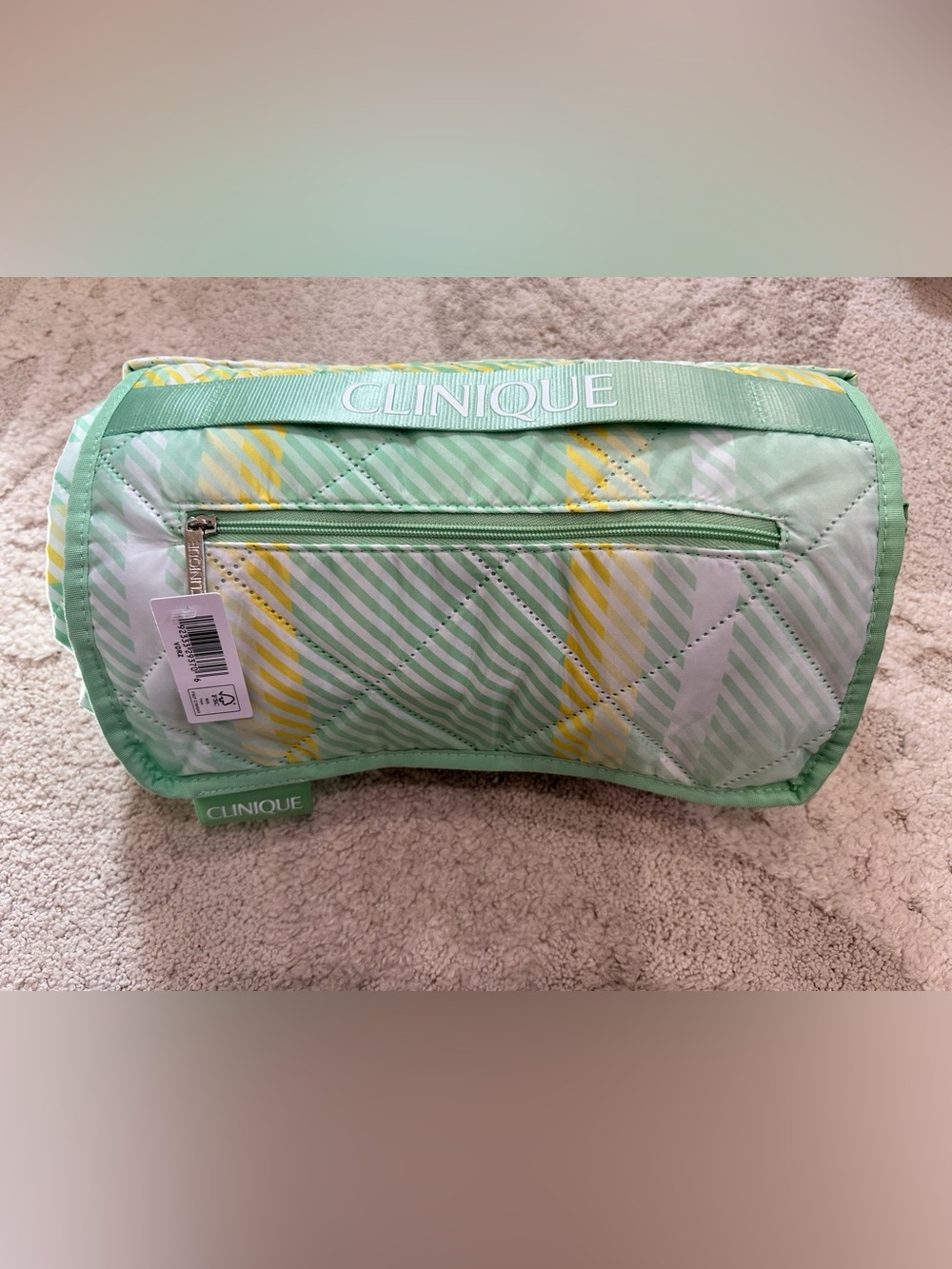 Clinique Quilted Travel Picnic Blanket in Mint Green